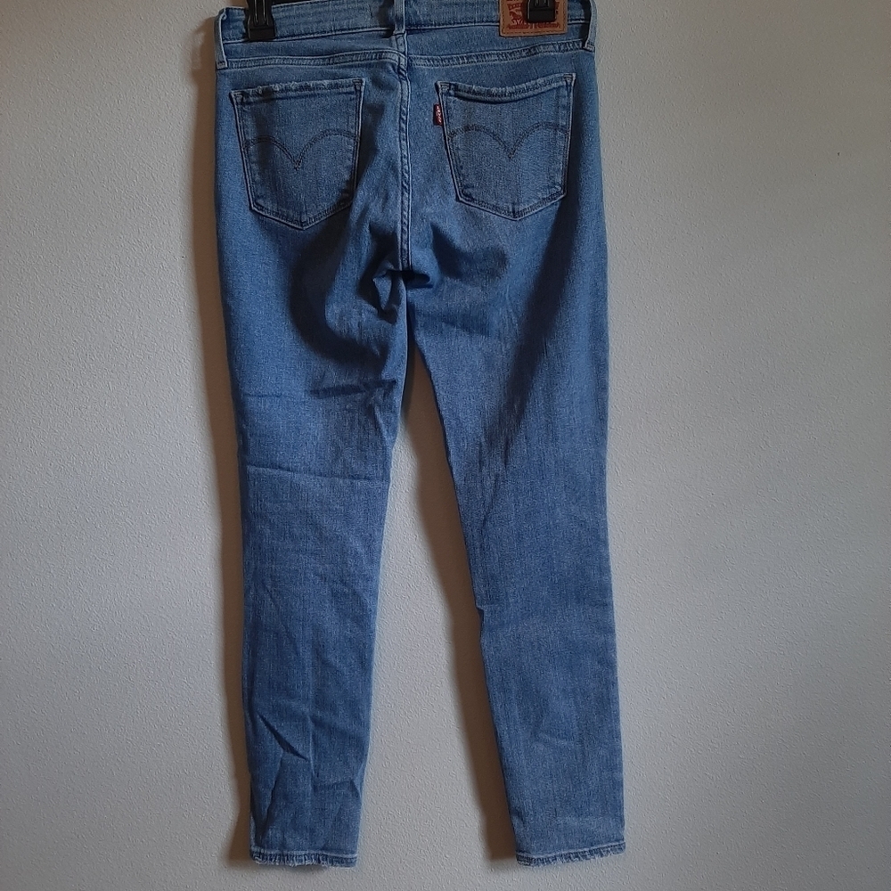 Levi's - Picture 2 of 2